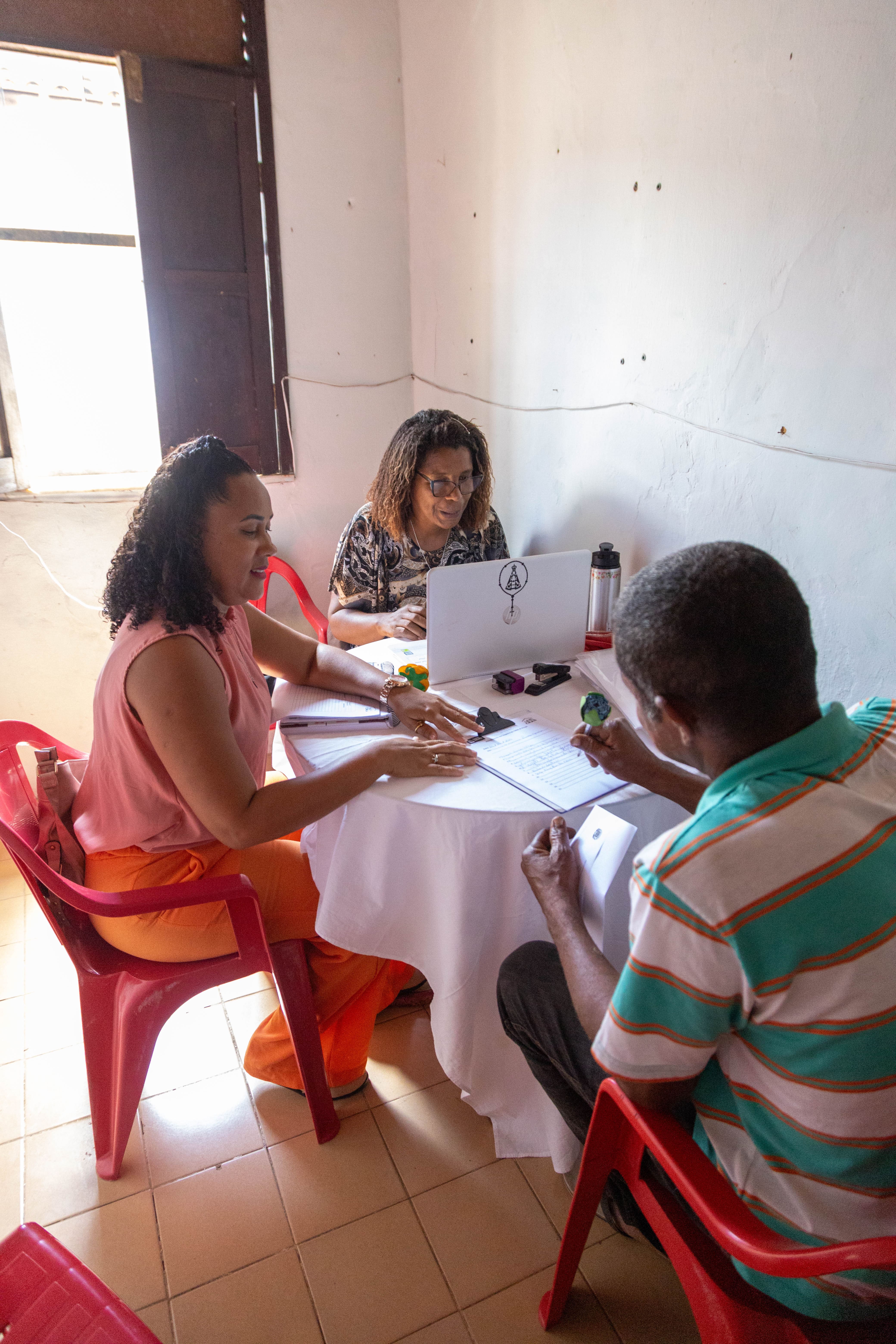 Programa Assistência Mais Perto de Você leva cuidado e serviços à comunidade de Itapema